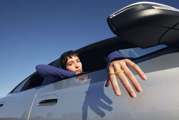 Editorial Aufnahme am Auto